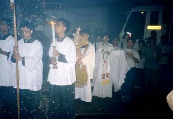 processing the Santo Niño around the block